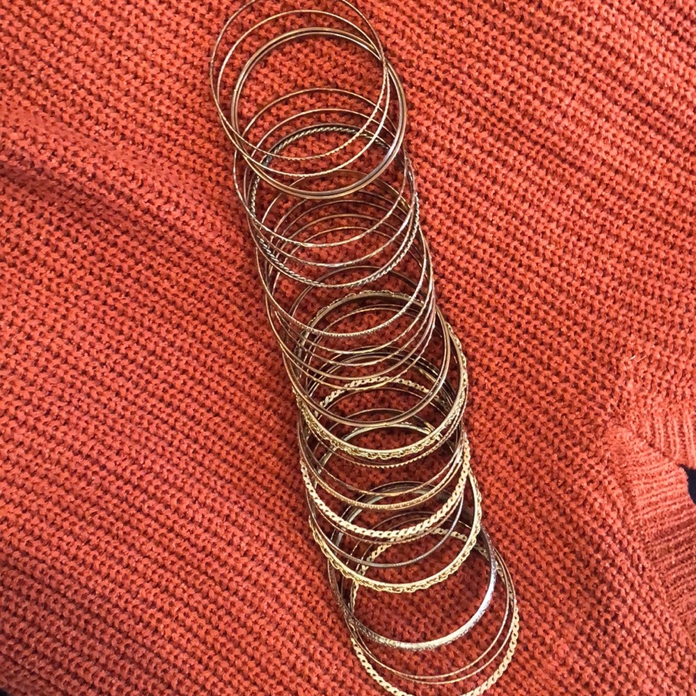 Over 20 Bangles! - image 4